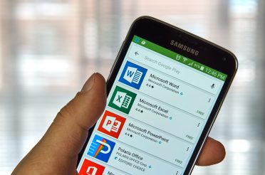 Setting up Office 365 to synchronise with your iPhone